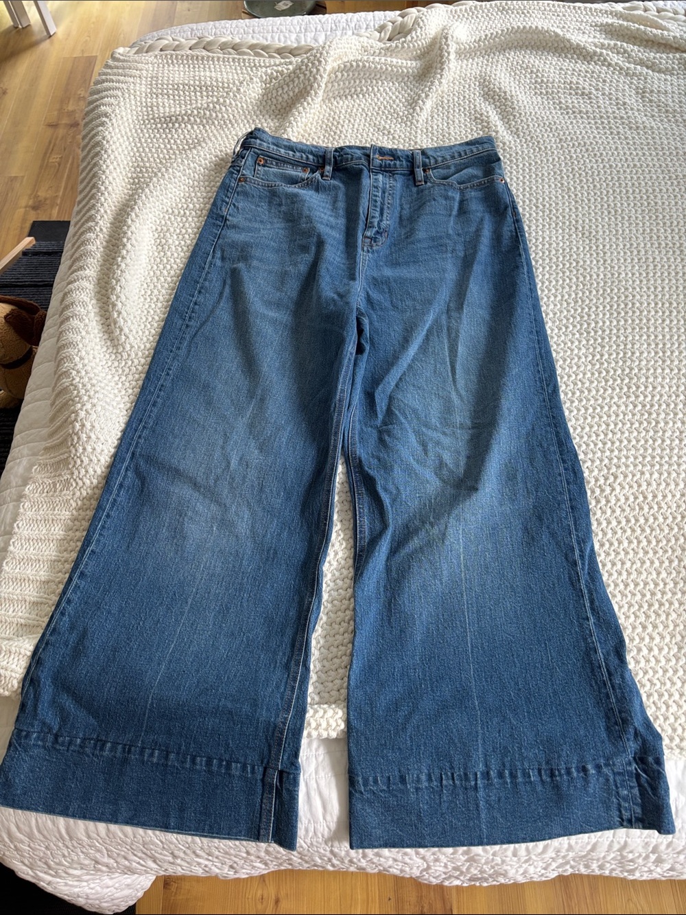 J Crew 5 Pocket Wide Leg Denim trouser 32” waist 28” inseam. Excellent condition
